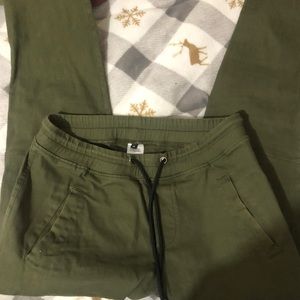 Esntls chino olive pants